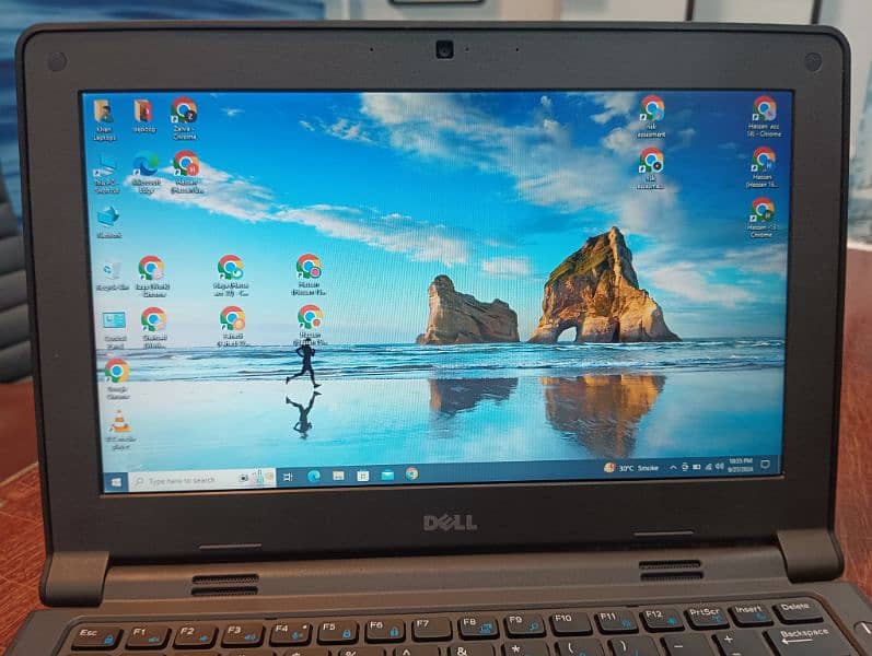 Dell laptop celeron model intel inside 8 GB Ram 128 GB ROM 1