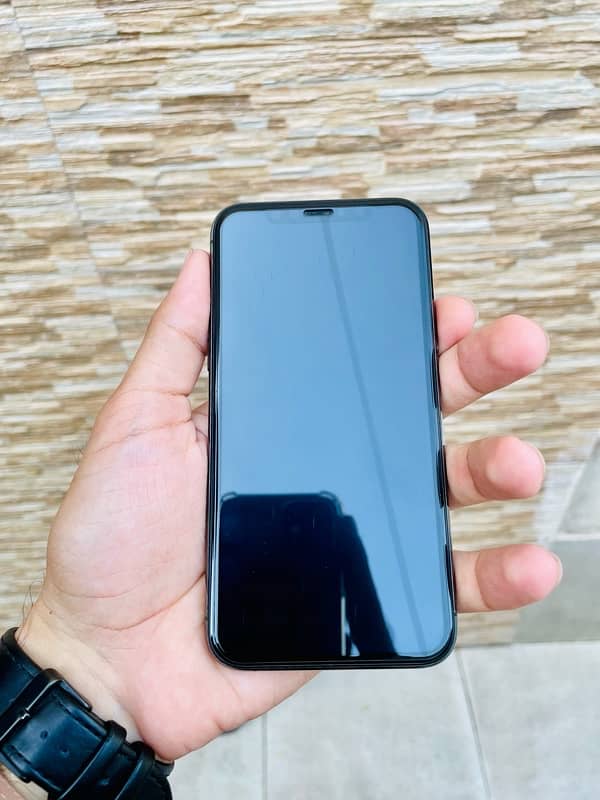 IPHONE 11 PRO 256 GB 2