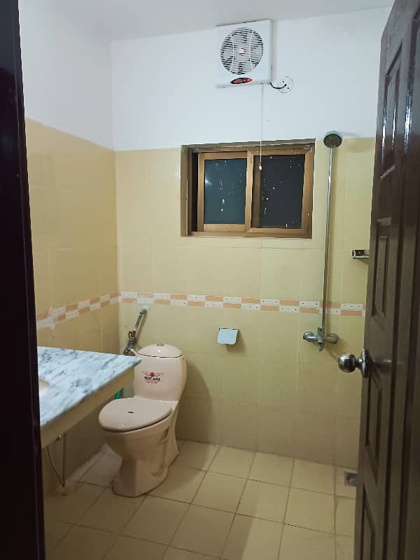 3 bedroom open basement for rent need and clean demand 75000 8