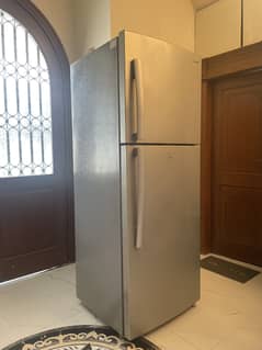 SAMSUNG No Frost Refrigerator (Model: RT45JSTS) for sale