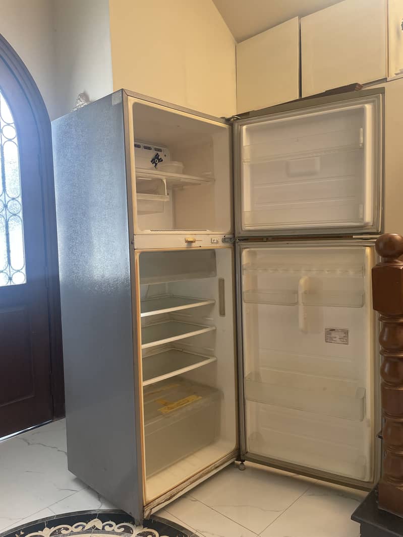 SAMSUNG No Frost Refrigerator (Model: RT45JSTS) for sale 1