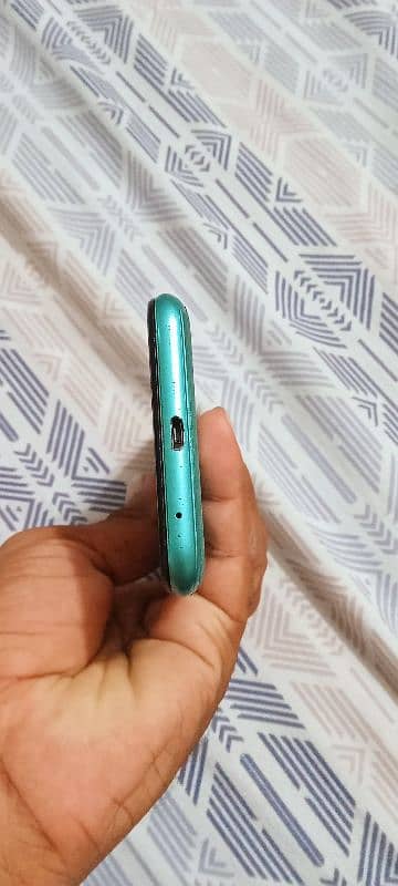 Infinix smart hd (2/32) PTA Approved Original with Charger 5