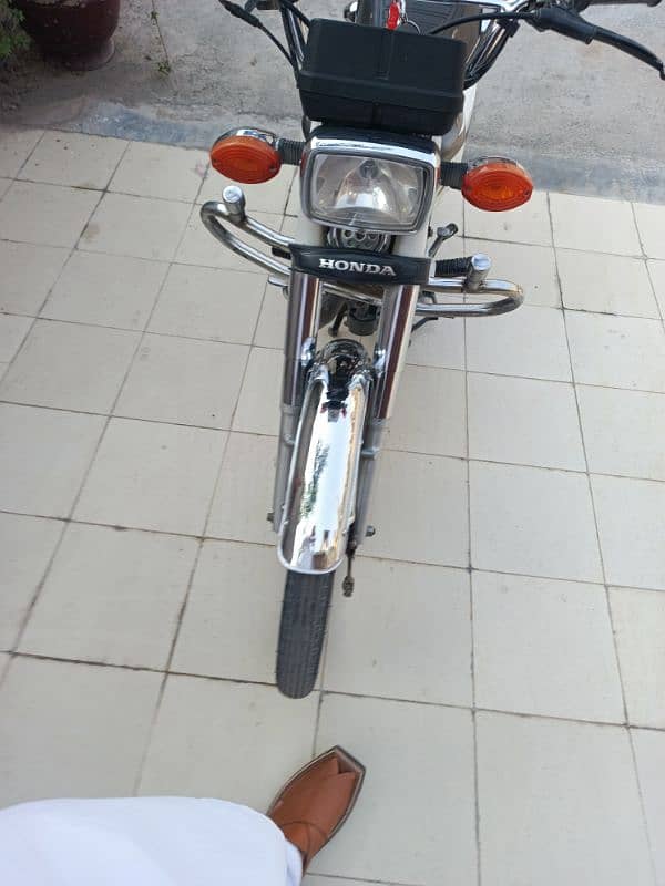 Honda CG 125(2020 Model) Red-Peshawar/Exchange With Honda CB 150 ONLY 8