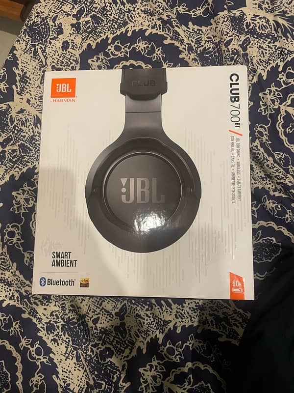 JBL club 700 bt wireless over ear headphones 2