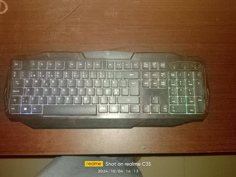 gaming keyboard 10 on10 contion 5