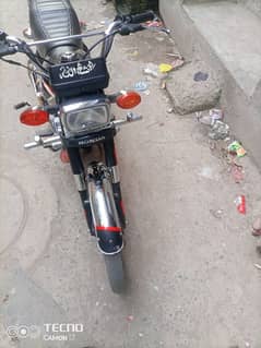 Honda 125 ha balck