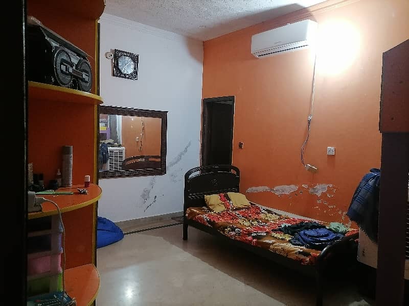 5 Marla House In Shoukat Town For Sale 24