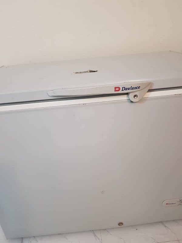 dowlance Deep Freezer new condition cooling 1