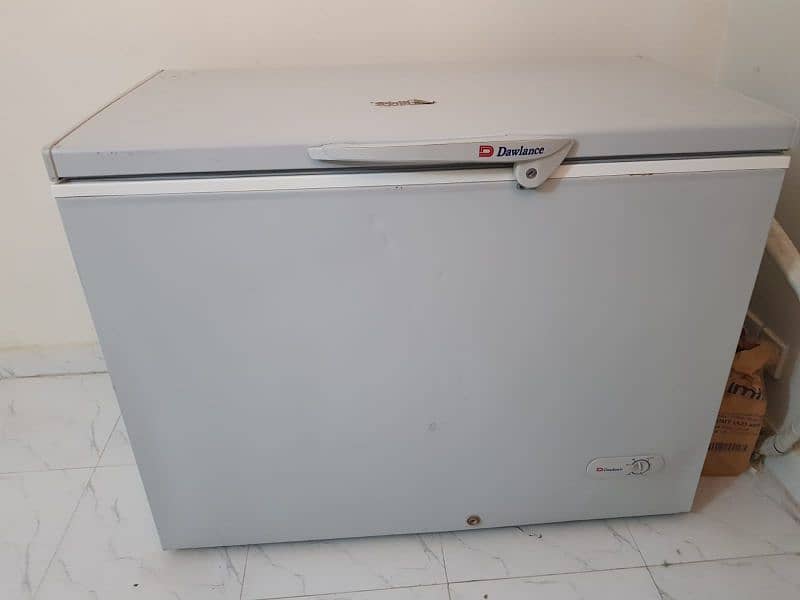 dowlance Deep Freezer new condition cooling 3