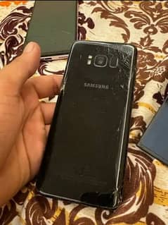 samsung s8 panel dead baki sab cheez thk ha  board avail