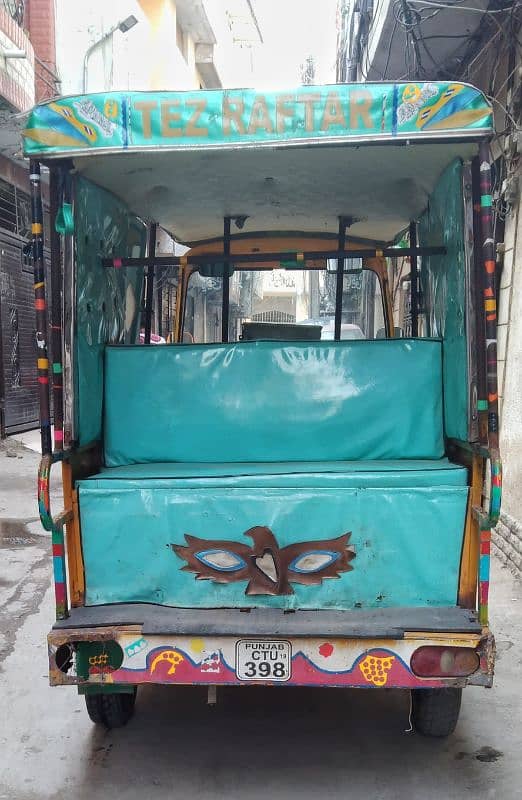 Auto Rickshaw - 6 Seater (Tez Raftar) 2