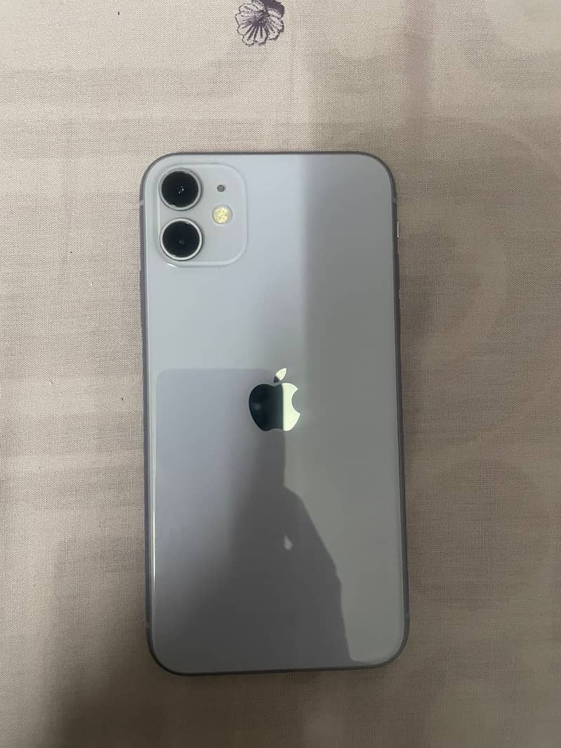 Iphone 11, 64 gb Non PTA in levender colour. 1