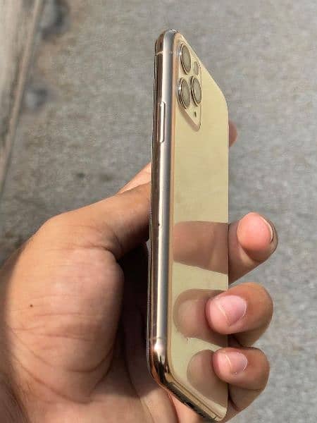 iphone 11pro pta approved 6