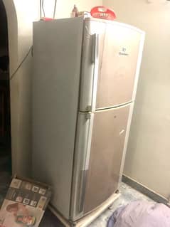 Dawlance Refrigerator 0