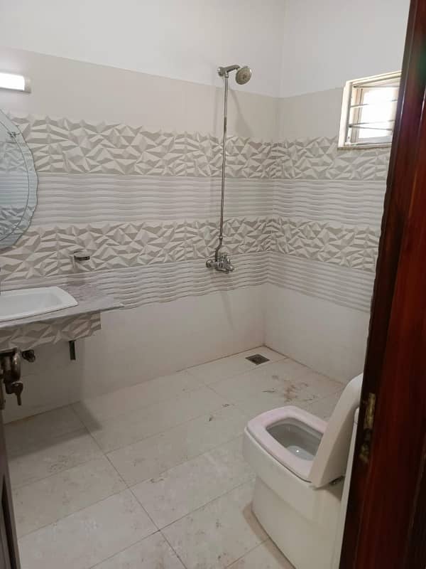 1 Kanal Portion Available For Rent In G15 Islamabad 6