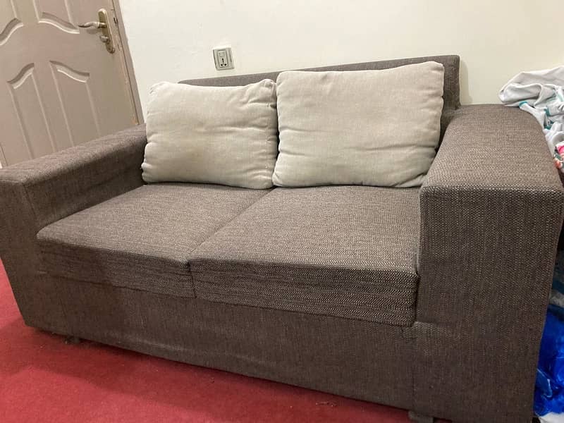 sofa set with table available in low price 4