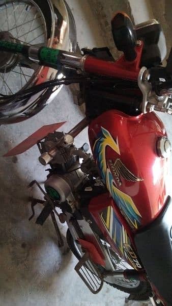 Honda 70cc . 20, 21 4