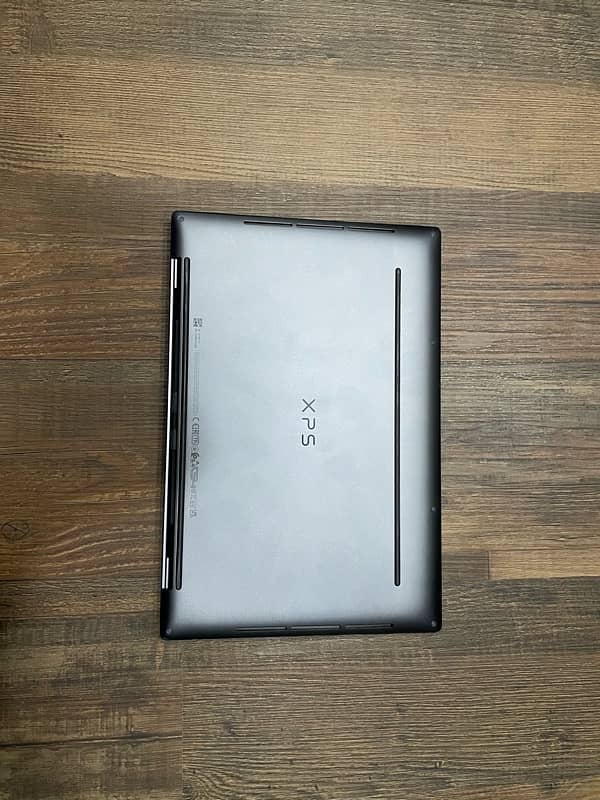 Dell XPS 13 PLUS - 9320 - Core i7 12th Gen - 16GB RAM - 1 TB SSD - 4K 2