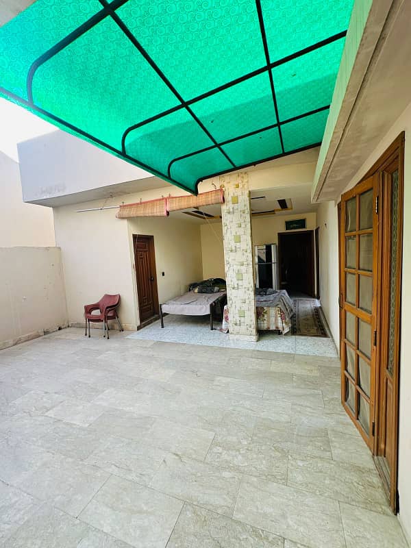 240 Sq House For sale In Rs. 35000000 Only 8