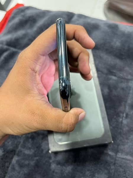 IPHONE 11 PRO MAX 256 GB PTA APPROVED 3