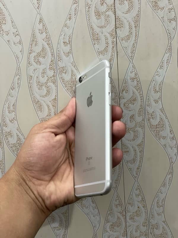 iPhone 6s 64gb pta approved condition 10/10 2