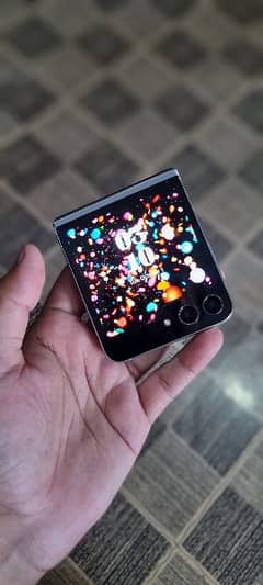 Samsung z flip 5  256gb non pta e sim working 0