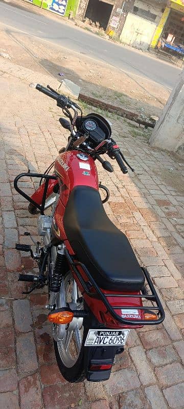 SUZUKI GD 110S 2