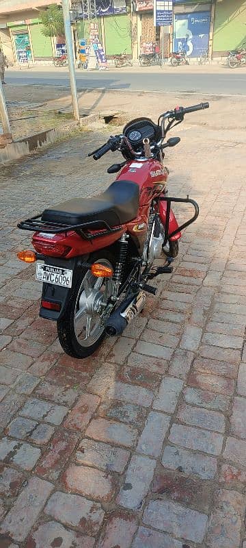 SUZUKI GD 110S 8