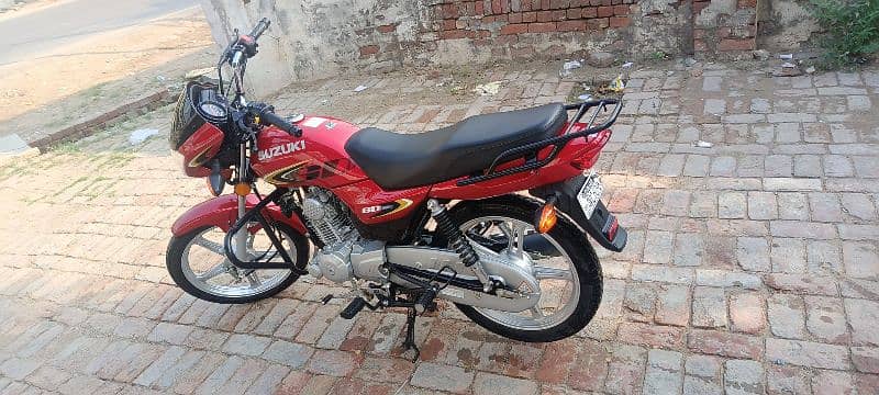 SUZUKI GD 110S 9