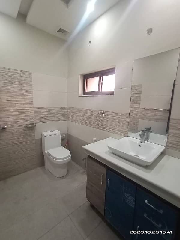 1 Kanal Upper Portion Available For Rent In DHA Phase 6 Lahore 11