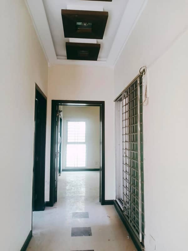 1 Kanal Upper Portion Available For Rent In Air Avenue Lahore 1