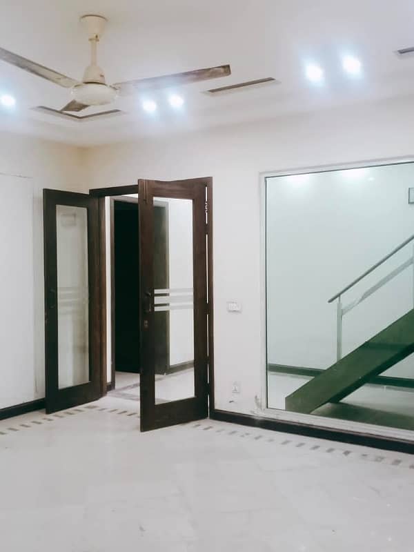 1 Kanal Upper Portion Available For Rent In Air Avenue Lahore 7