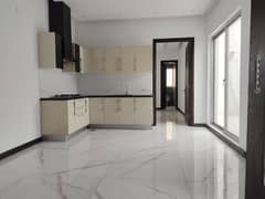 lower Portion Locked 10 Marla upper Portion Available For Rent In EX AIR AVENUE Lahore