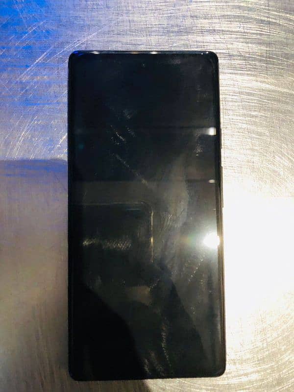 google pixel 6a locked Condition like new 4