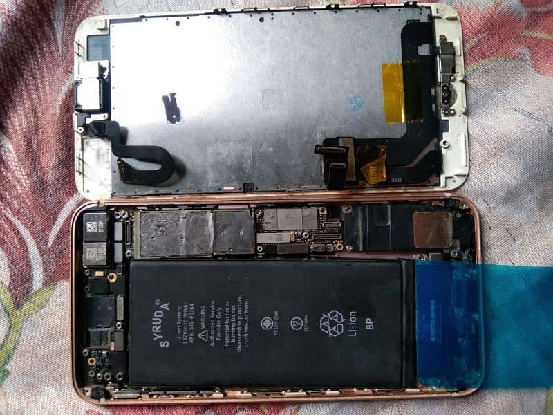 iphone 8 plus dead 2