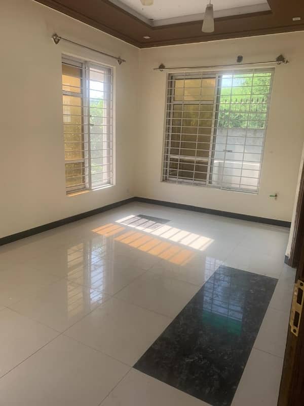 Ground Basement Portion For Rent 20