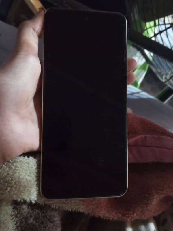 Infinix hot 40 pro mobile bilkul okay urgent sell 5