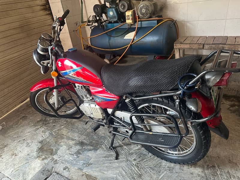 Suzuki GS150 Good Condition Bike 3