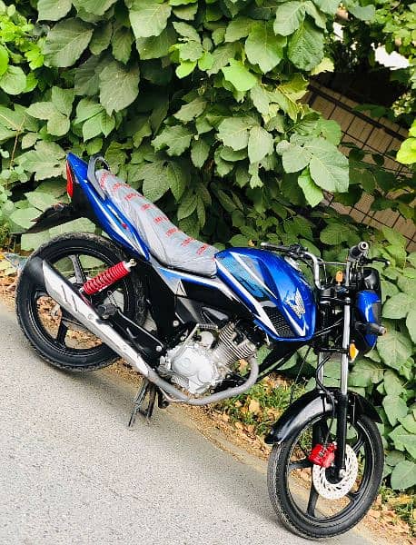 Honda. CBF 125 Lush condition for sale 7