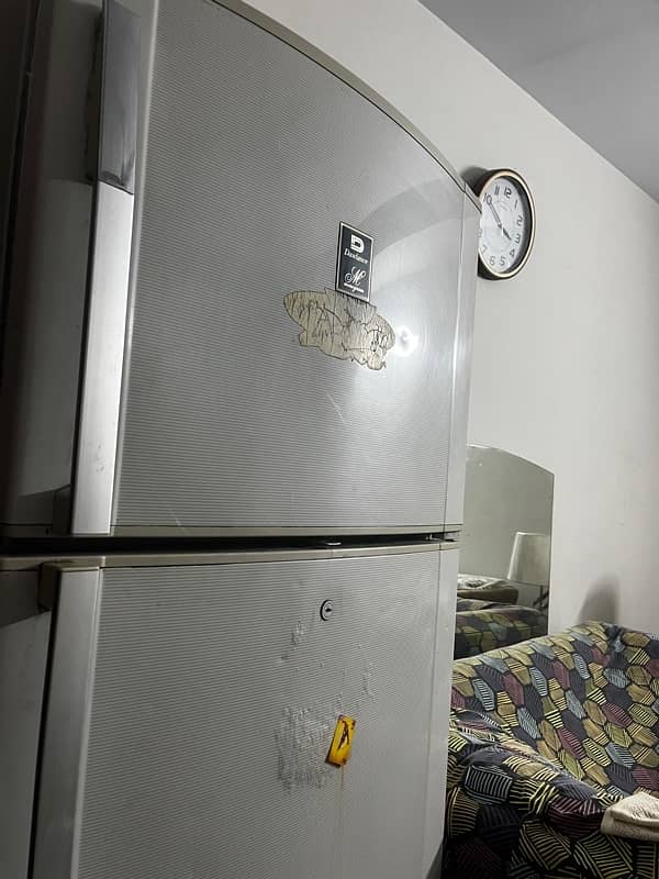 used fridge in good working condition 1