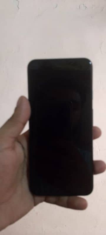 Google pixel 4 10/10 condition my what's app number is 03224616581 3