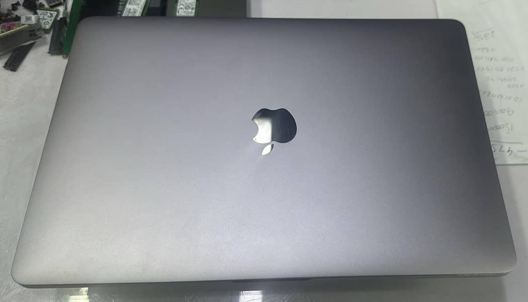 MacBook Pro 2019 0