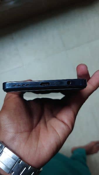 infinix hot 40  8+8/256 2