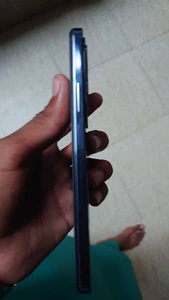 infinix hot 40  8+8/256 3