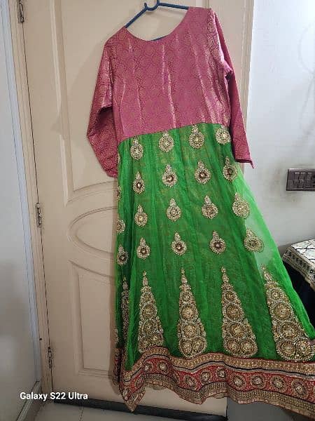 women Party cloths ,urgent sale contact whatsappp 16