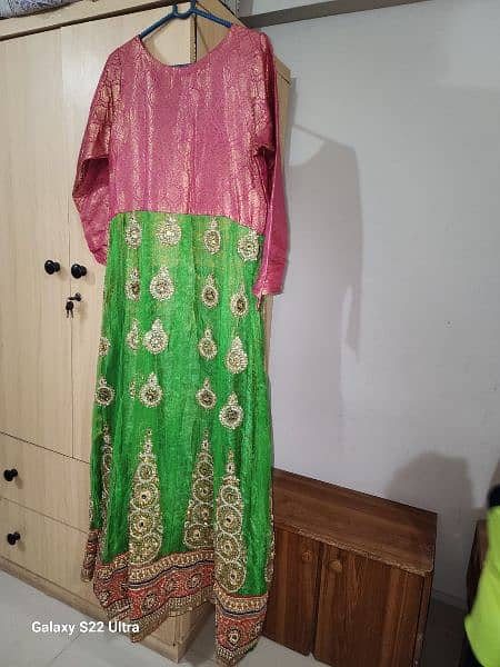 women Party cloths ,urgent sale contact whatsappp 17