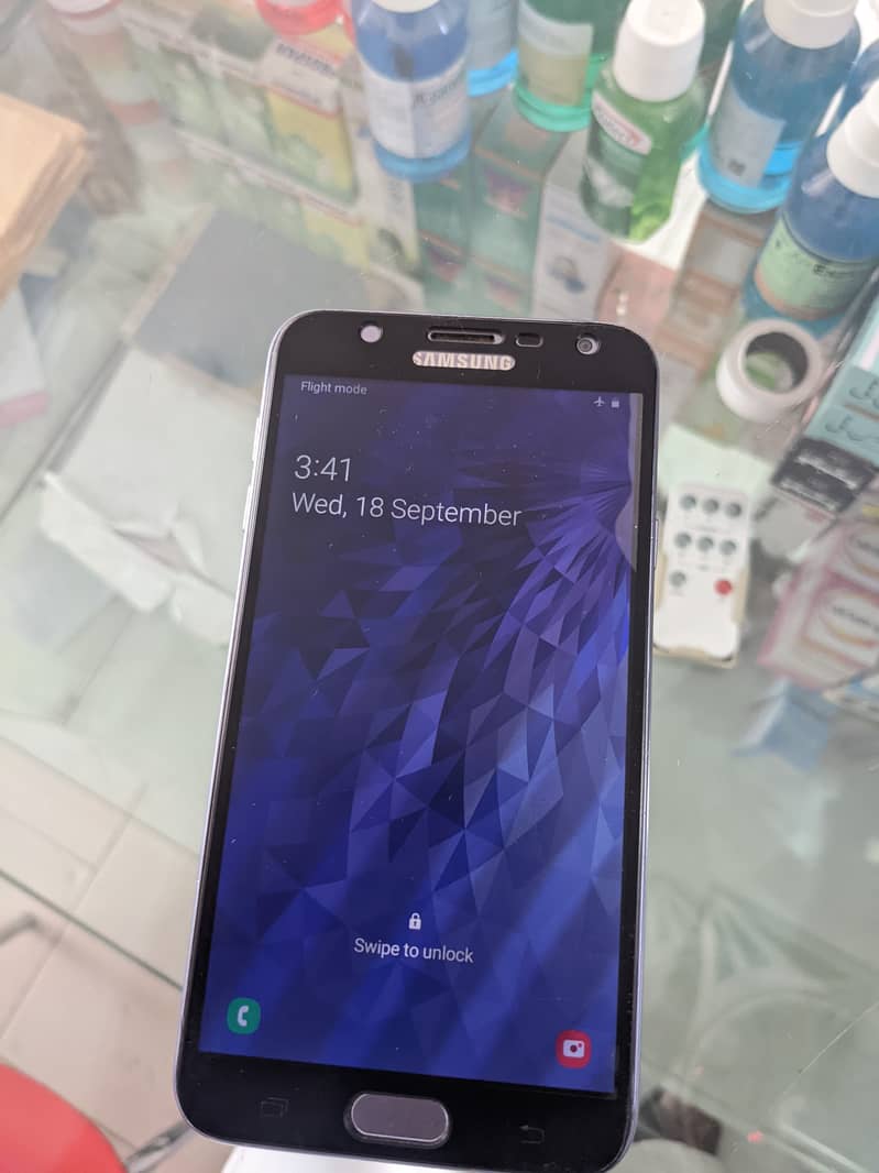 Samsung Galaxy J4 with Box 1