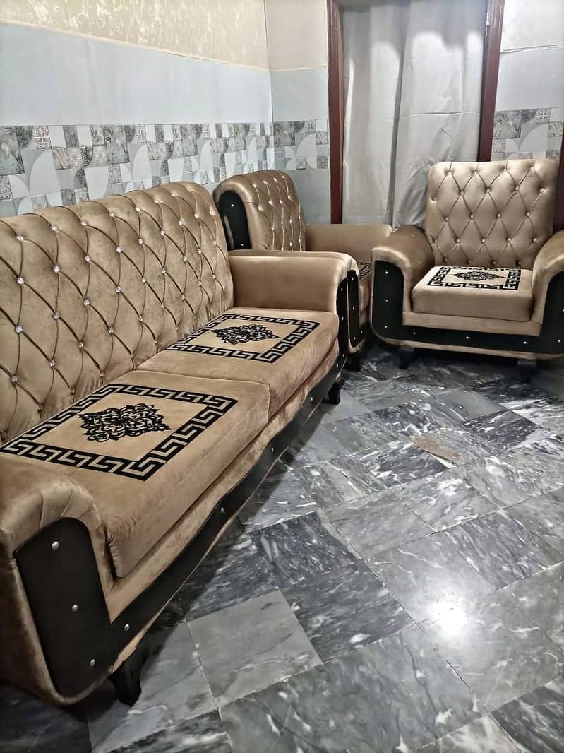 Sofa Set For Sale//Wooden Sofa With 3 Table`s//5 Seater Sofa 1