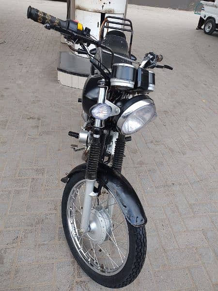 Suzuki GS 150 urgent sell VVIP condition 1