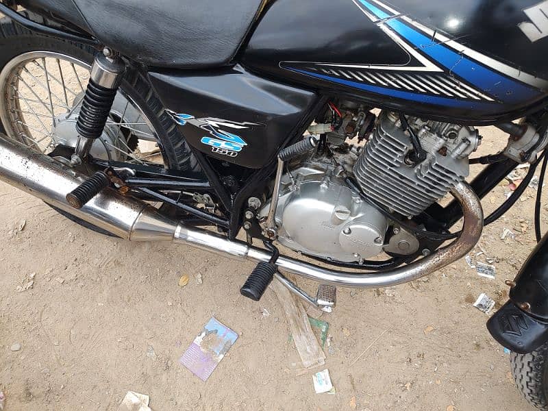 Suzuki GS 150 urgent sell VVIP condition 3